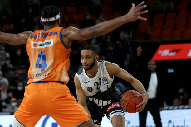 梁靖崑对阵 梁靖崑对阵